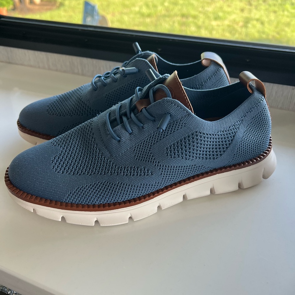 Men's Knit Lace-Up Sneakers in Blue with White Sole